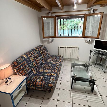 Gite Des Phares - Day Cruise En Bateau Prive, Peche En Mer, Et Visite Guidee Des Chateaux Du Medoc Lesparre-Médoc Dış mekan fotoğraf